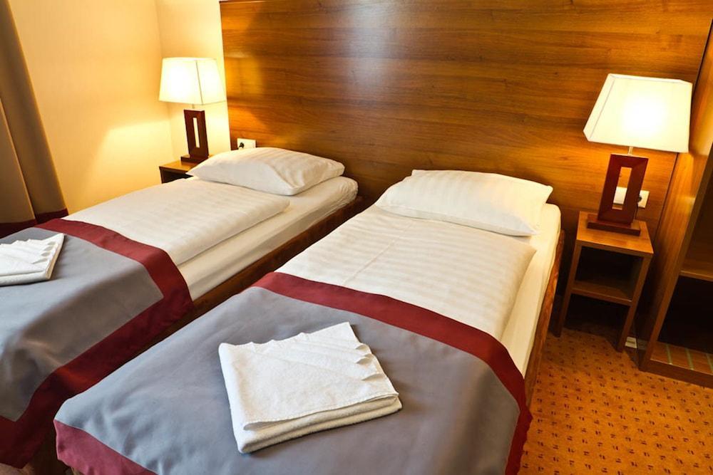 Wat De In De Buurt Brandenburger Tor? Hotel 3*