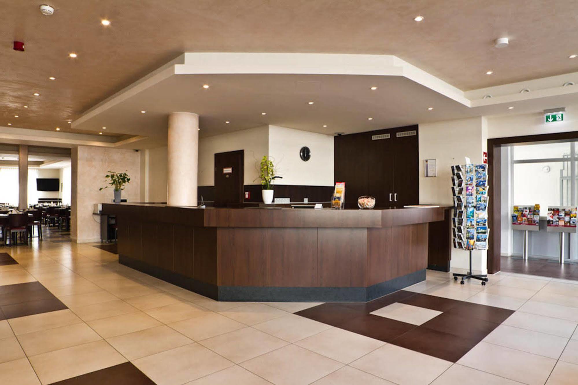Wat De In De Buurt Brandenburger Tor? 3*