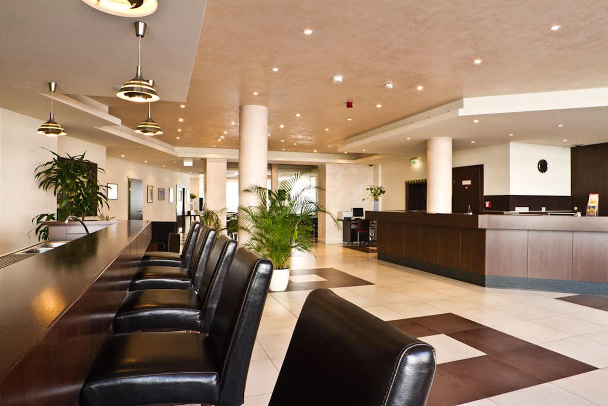 Wat De In De Buurt Brandenburger Tor? 3*